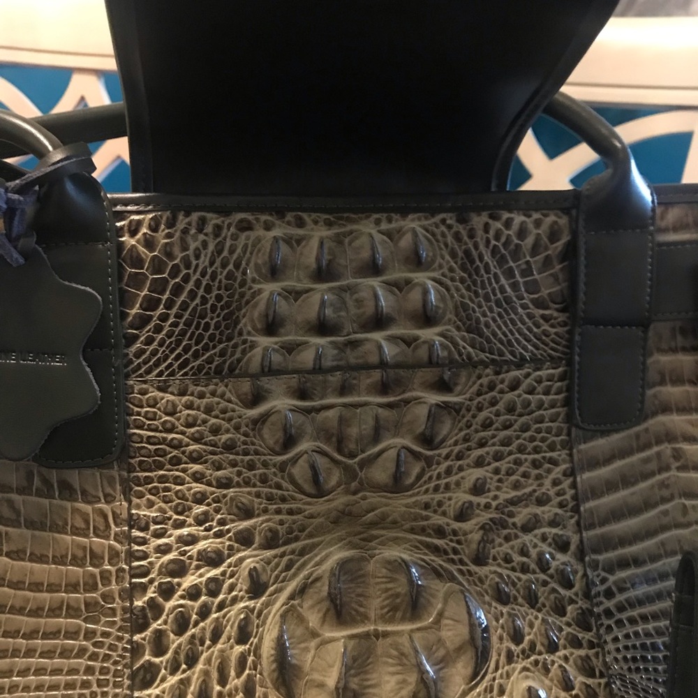 Purse - Picture 3 of 4